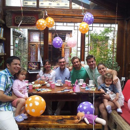 Lazy Tiger Inn Lijiang  Bagian luar foto