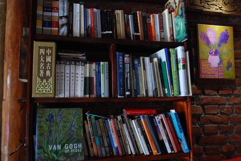 Lazy Tiger Inn Lijiang  Bagian luar foto