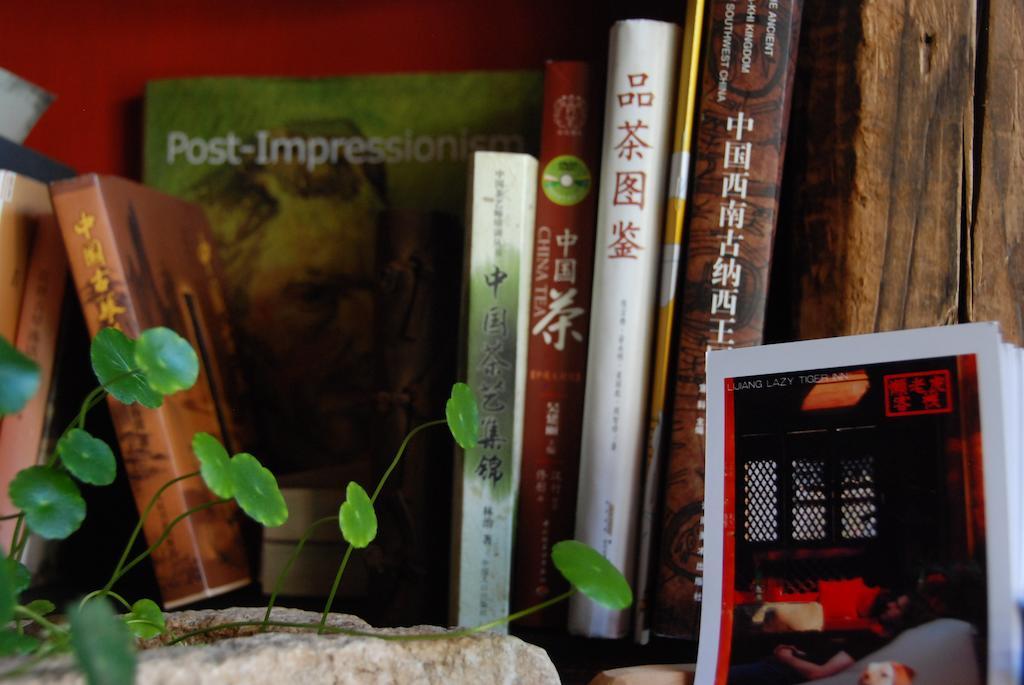 Lazy Tiger Inn Lijiang  Bagian luar foto